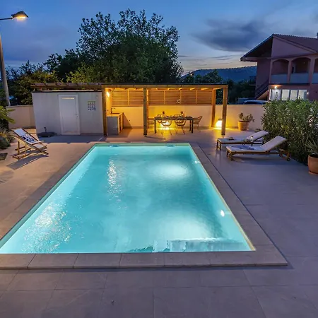 Villa Noha *