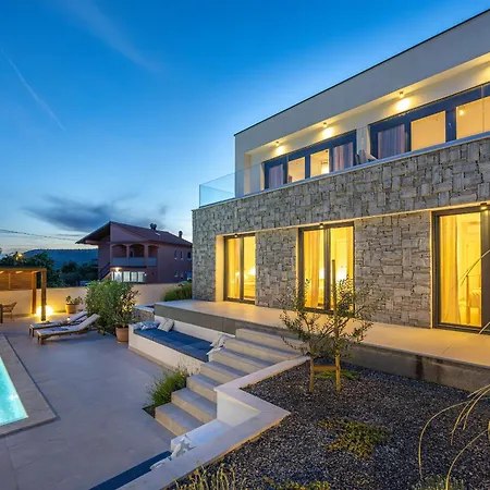 Noha Villa Bribir